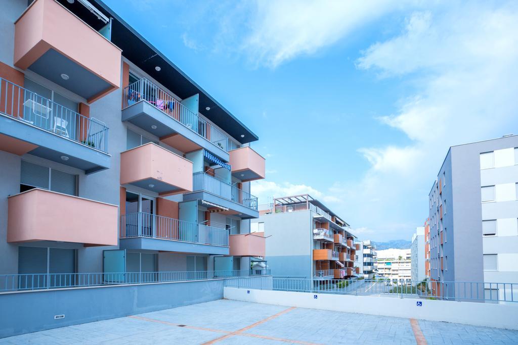 Studio Teuta - Private Parking Split Exterior photo