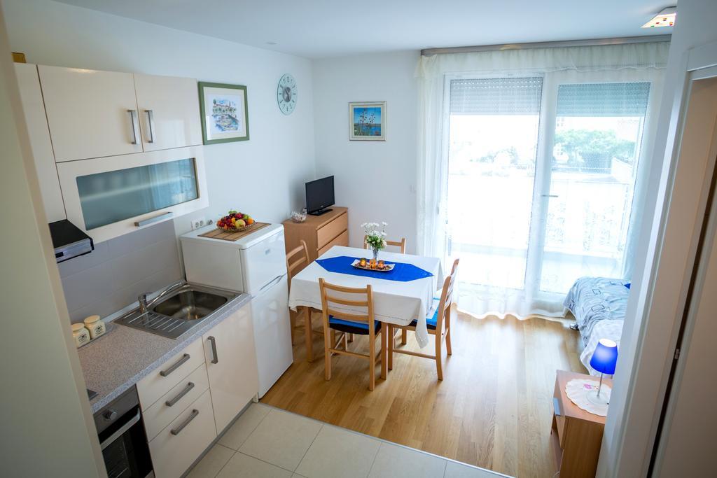 Studio Teuta - Private Parking Split Room photo